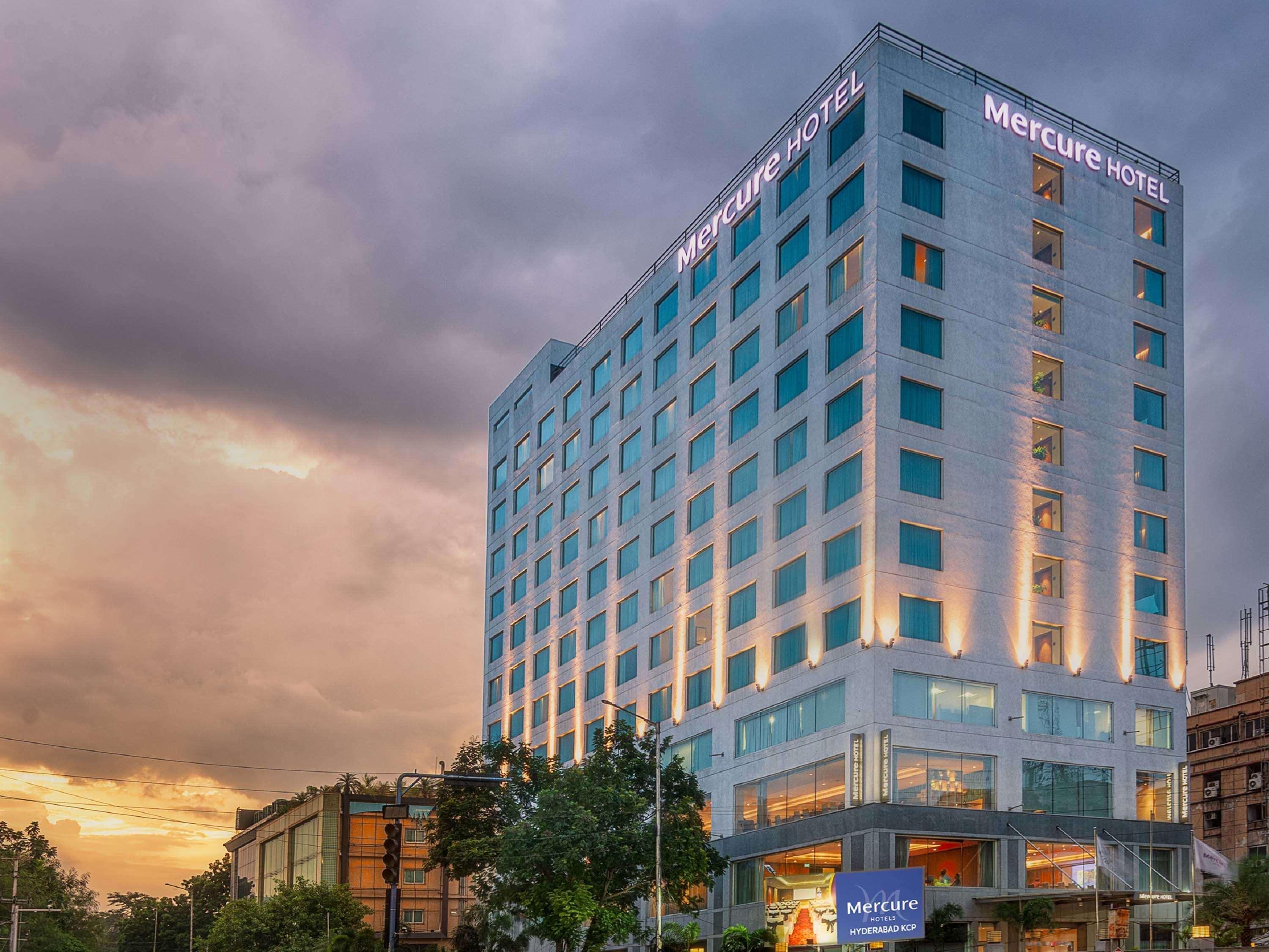 Mercure Hyderabad Kcp Banjara Hills, An Accor Hotel מראה חיצוני תמונה Mercure Hotel, Hyderabad