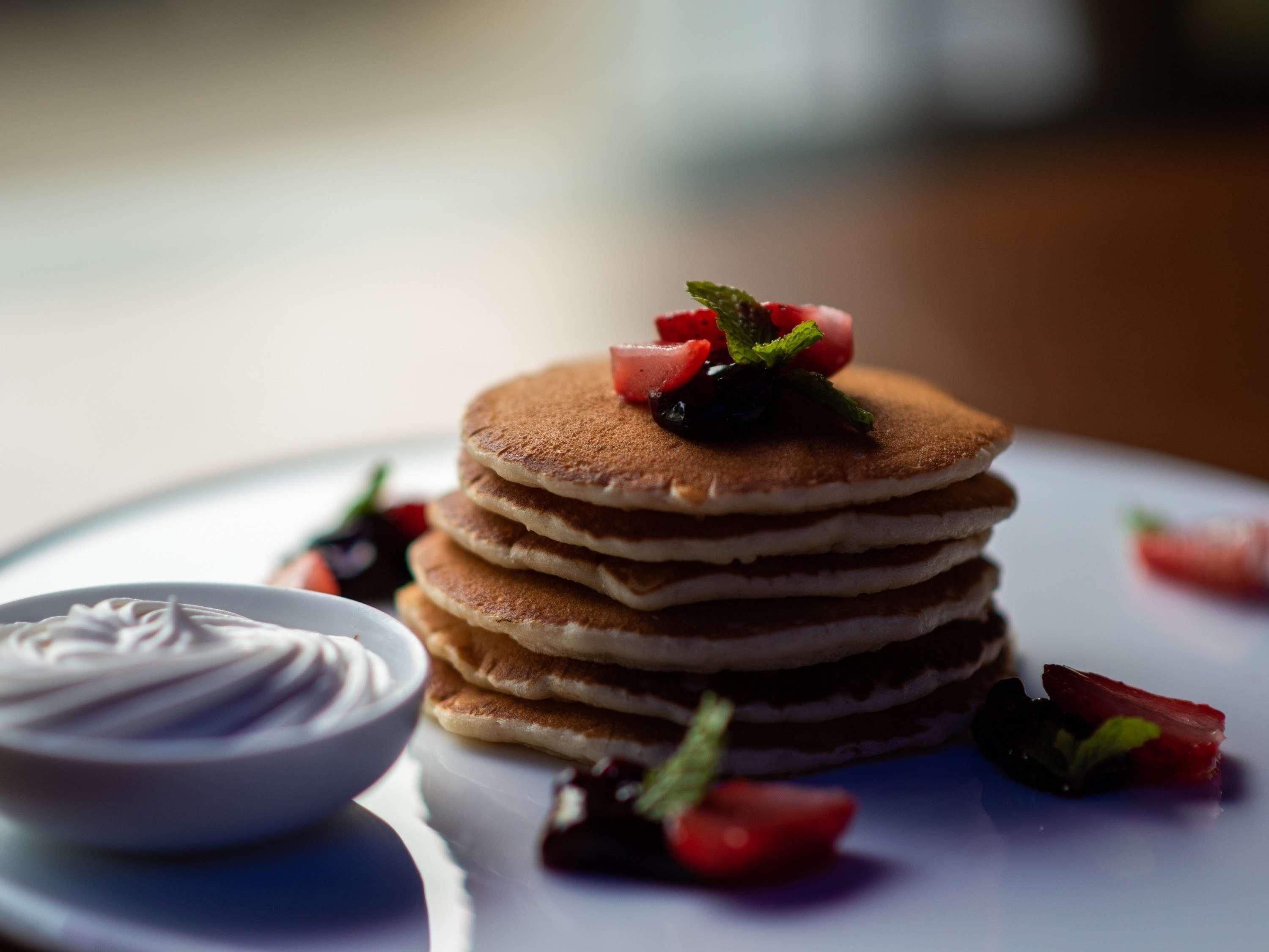 Mercure Hyderabad Kcp Banjara Hills, An Accor Hotel מראה חיצוני תמונה A stack of pancakes