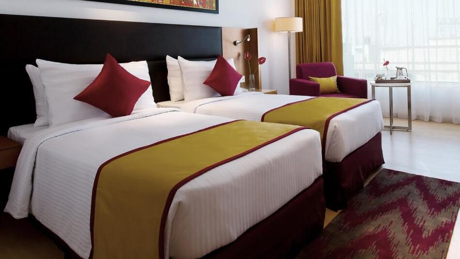 Mercure Hyderabad Kcp Banjara Hills, An Accor Hotel מראה חיצוני תמונה
